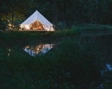 Poznáte tajomstvo glampingu?