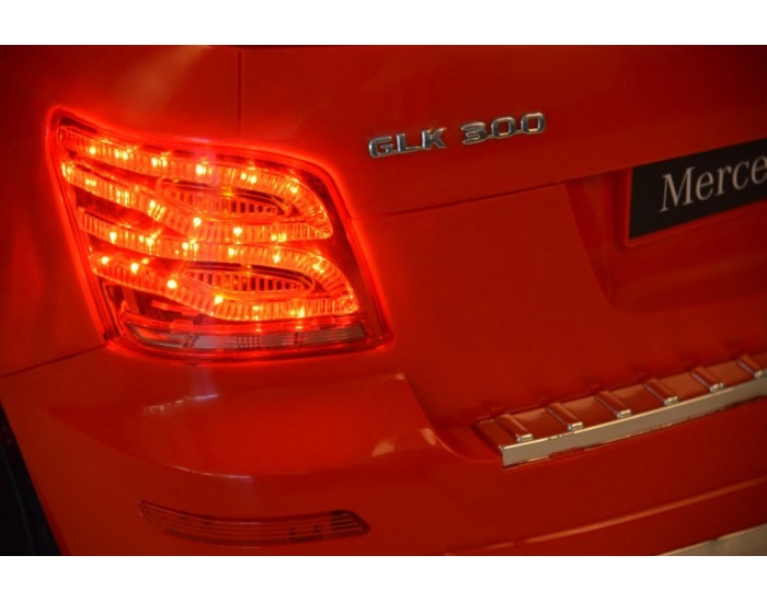 Detské elektrické autíčko Mercedes BENZ GLK Class - červená