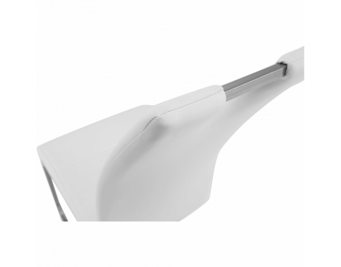 Jedálenská stolička Dekoma - biela