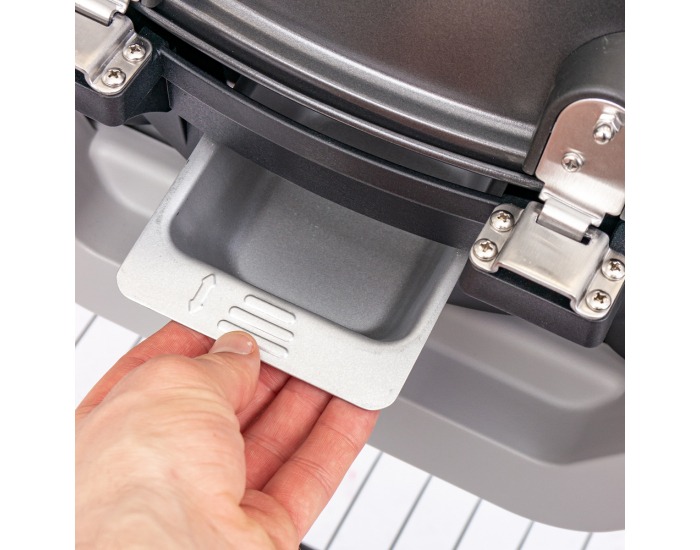 Záhradný elektrický gril NB-E007 2400 W - čierna