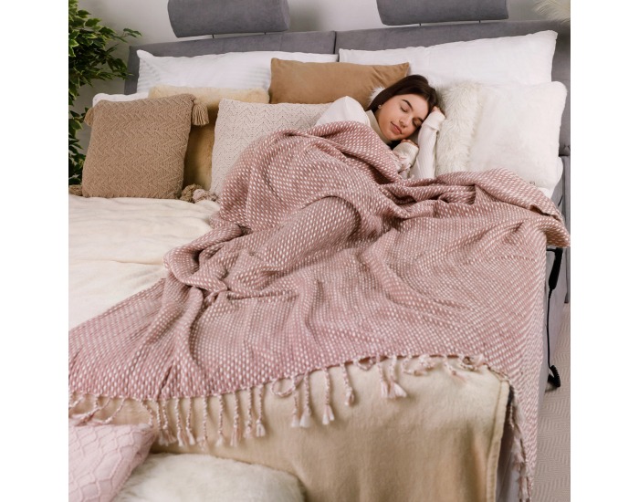 Pletená deka so strapcami Tavau 150x200 cm - staroružová