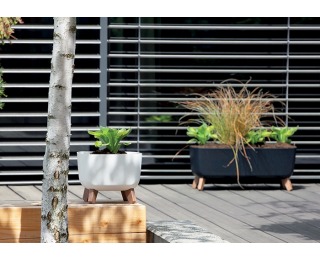 Plastový kvetináč na nožičkách DGCL600 58 cm - svetlosivá