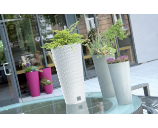 Plastový kvetináč DRTUS200 20 cm - biela