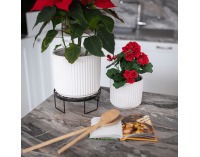 Podstavec pod kvetináč Dembel - čierna