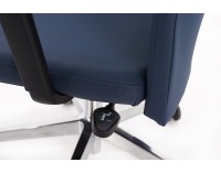 Kancelárska stolička s podrúčkami Timi Plus - tmavomodrá / chróm